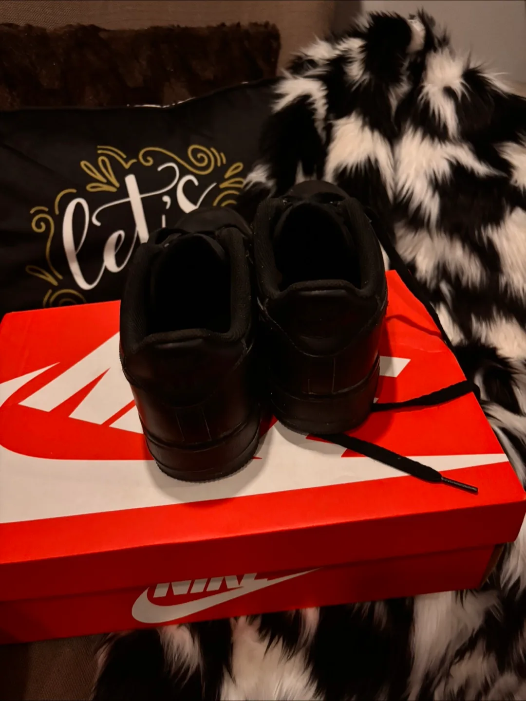 Nike Air Force 1 Low Black image indicator(3)