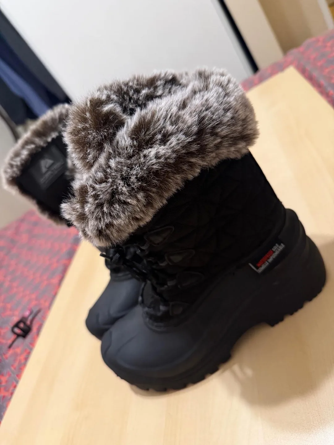 Ozark Trail Black Winter Boots - New image indicator(4)