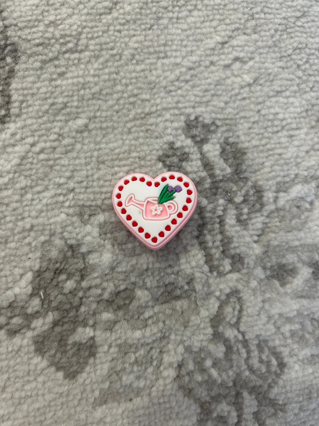 Crocs Jibbitz Heart Charm thumbnail