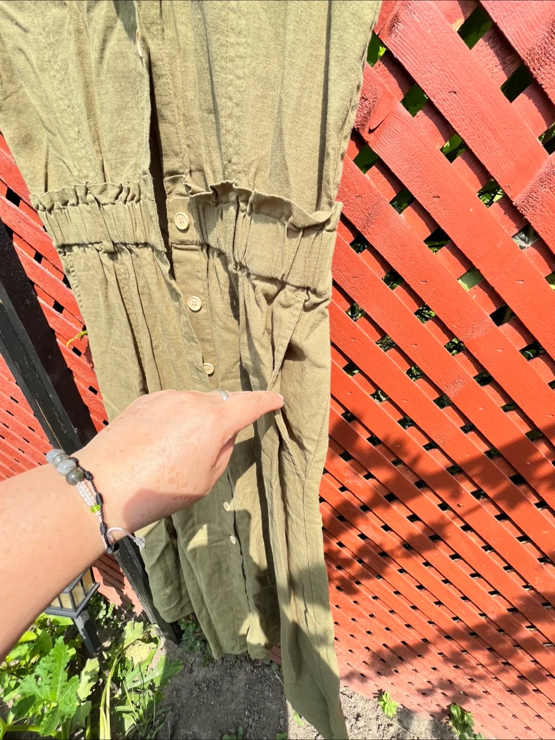 Zara Olive Green Sleeveless Jumpsuit - Size M image indicator(5)