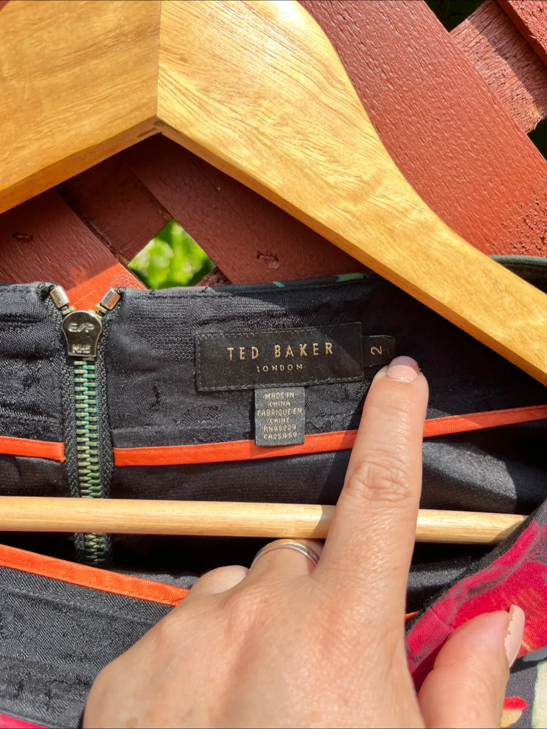 Ted Baker London Skirt Size 2 image indicator(4)