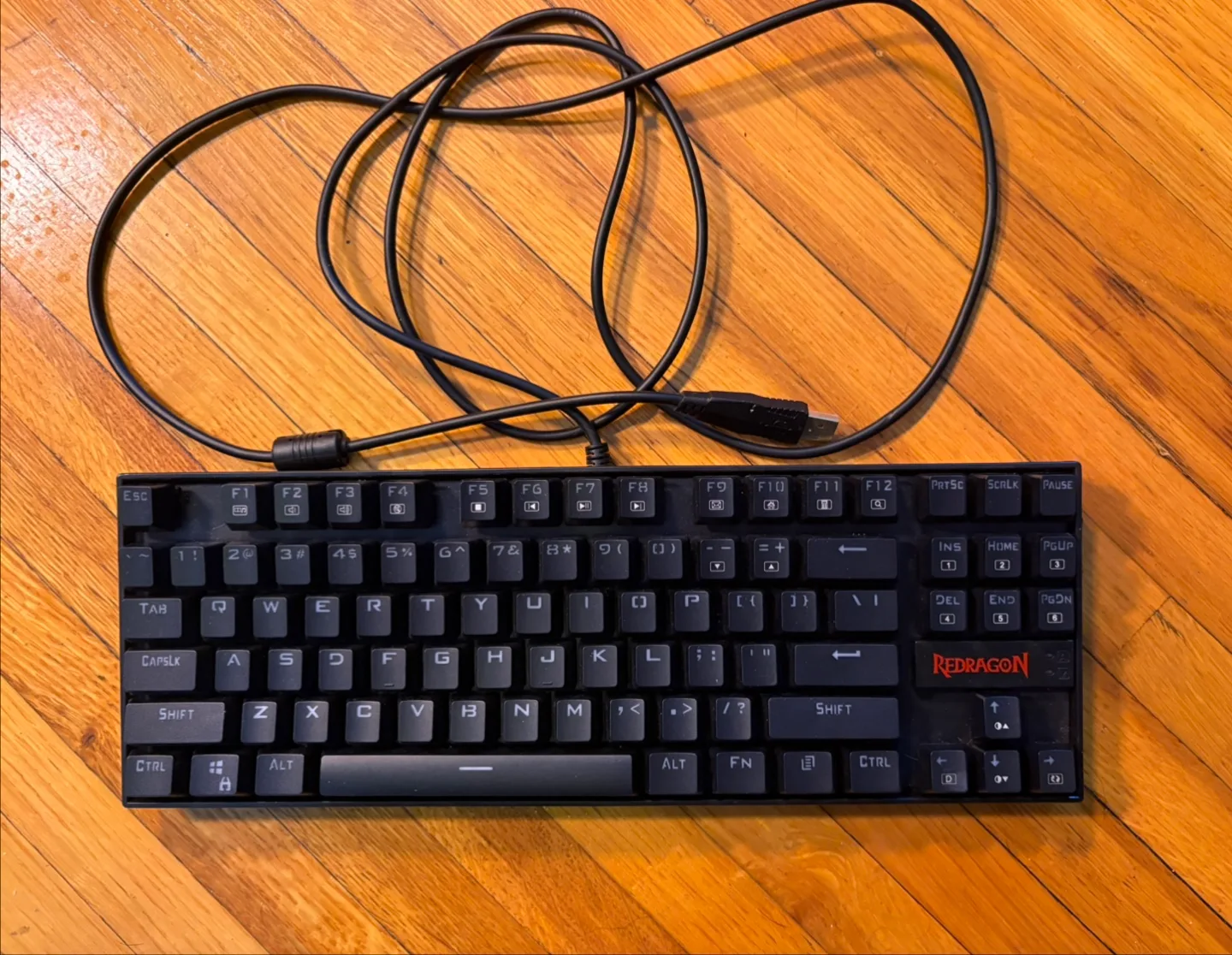 Wired Redragon keyboard thumbnail