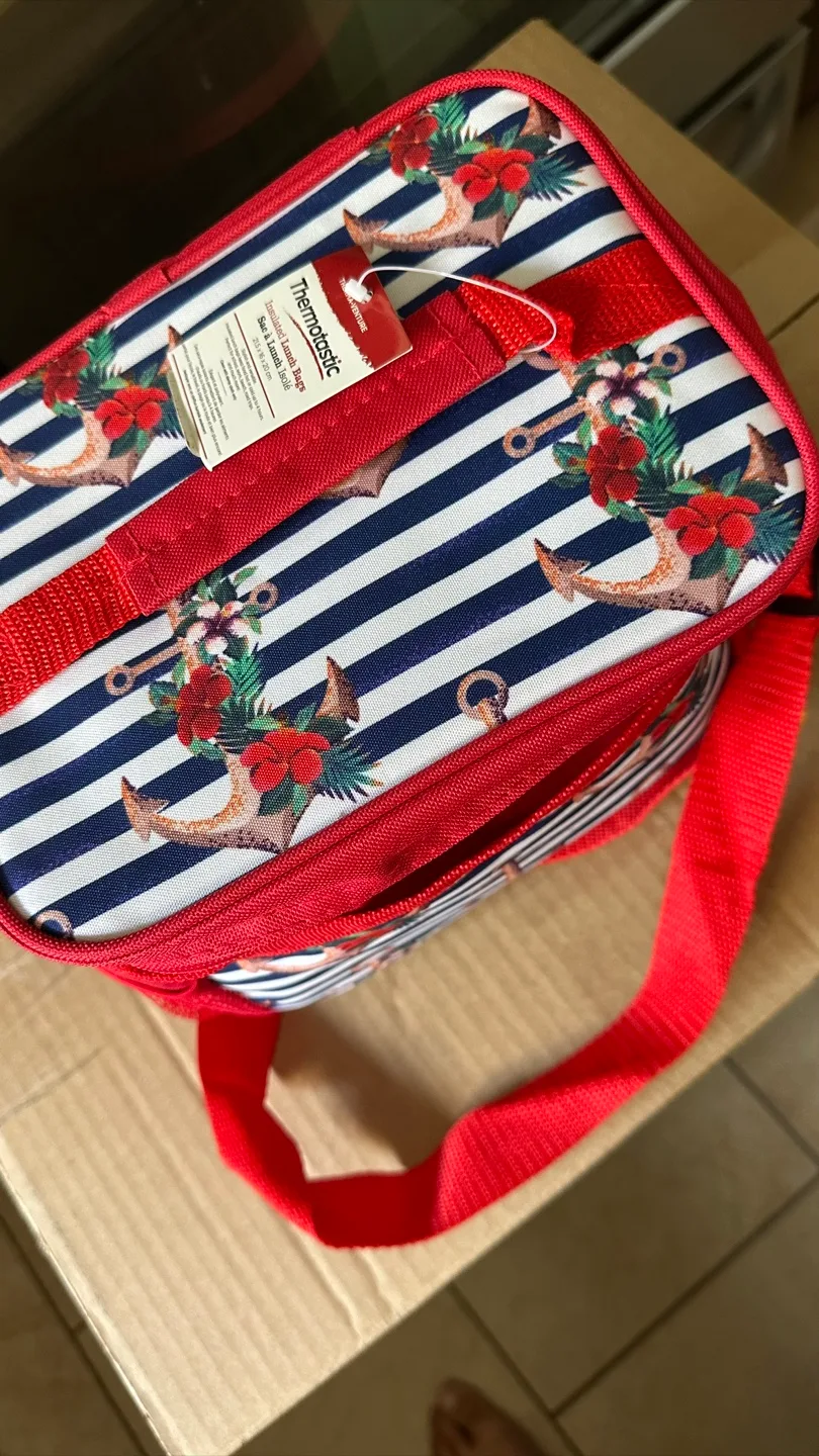 Thermostatic Insulated Lunch Bag - New with Tags! image indicator(3)