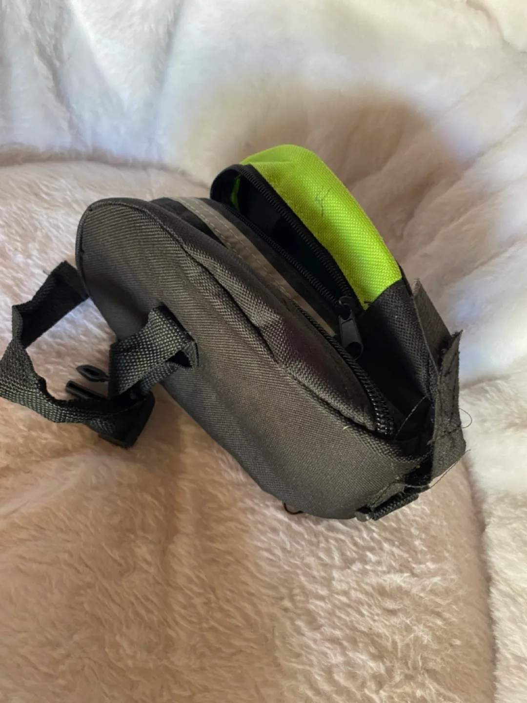 Black Bicycle small frame/seat bags! 3/$5 image indicator(2)