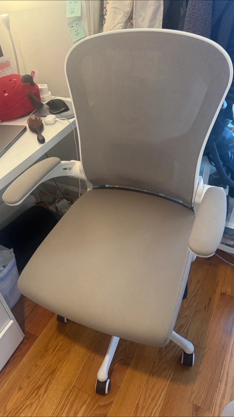 Computer Chair thumbnail