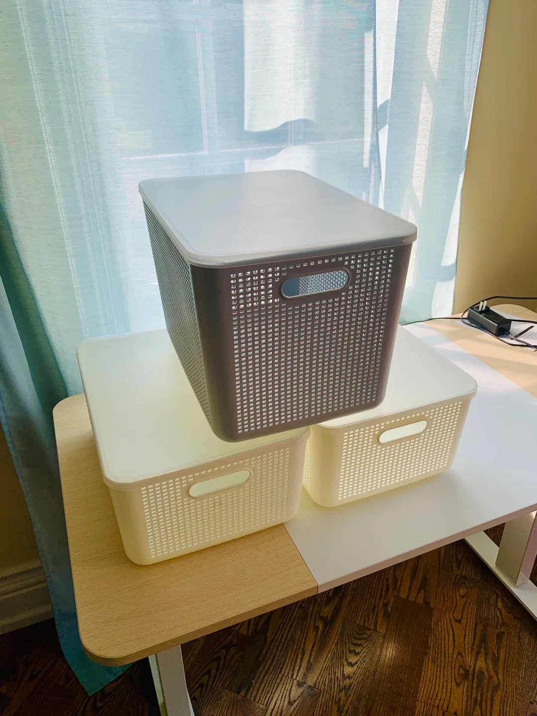 Convenient Storage with Lids - Set of 3 image indicator(4)