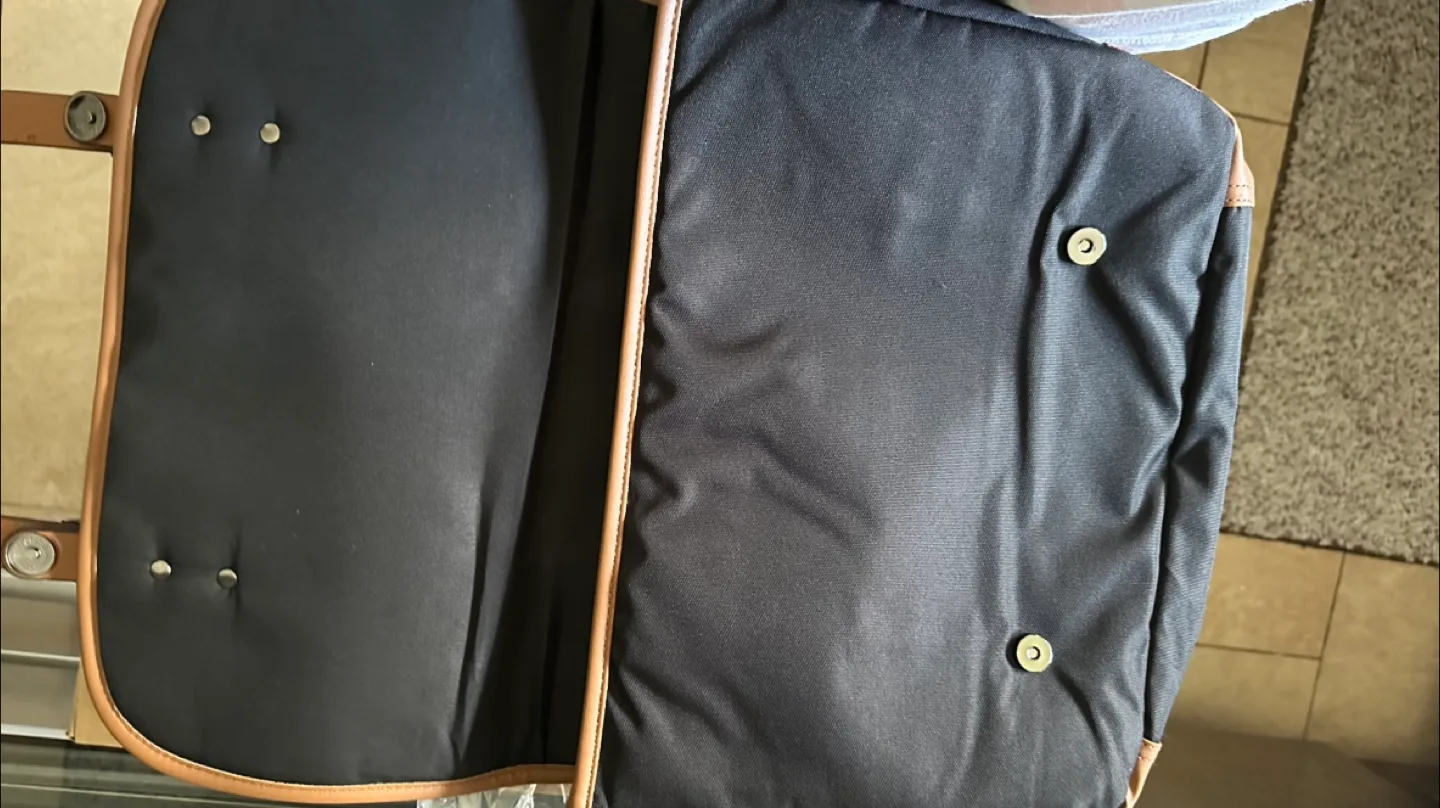 BNWT Ashbury Spector & Co. Messenger Bag - Black/Cognac image indicator(9)