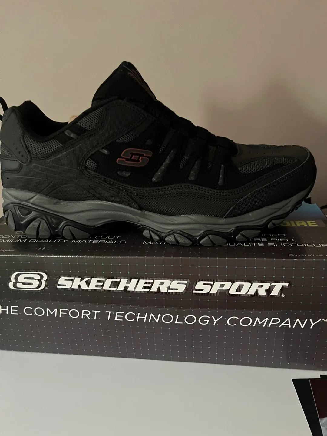 Skechers Sport Memory Foam Men's Size 14 image indicator(2)