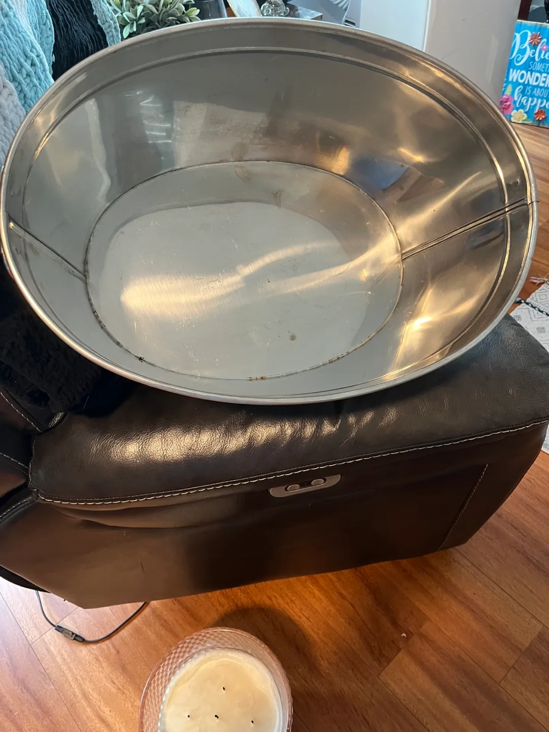 Oval Silver Metal Tub image indicator(2)