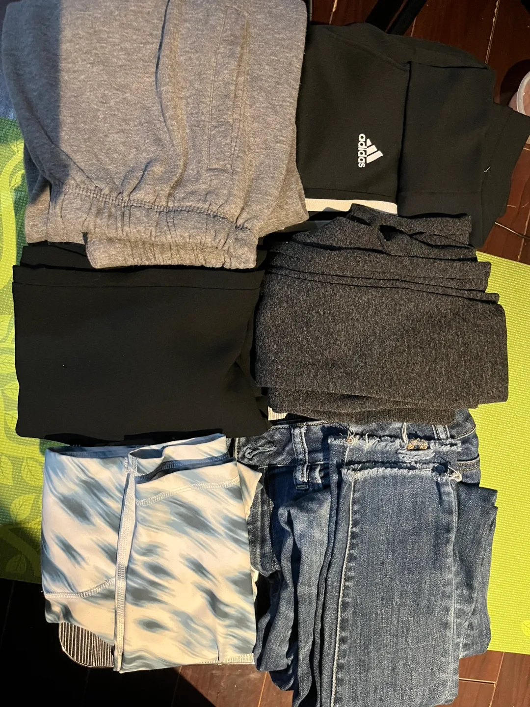Mixed Clothing Lot - Jeans, Leggings, Sweatpants thumbnail
