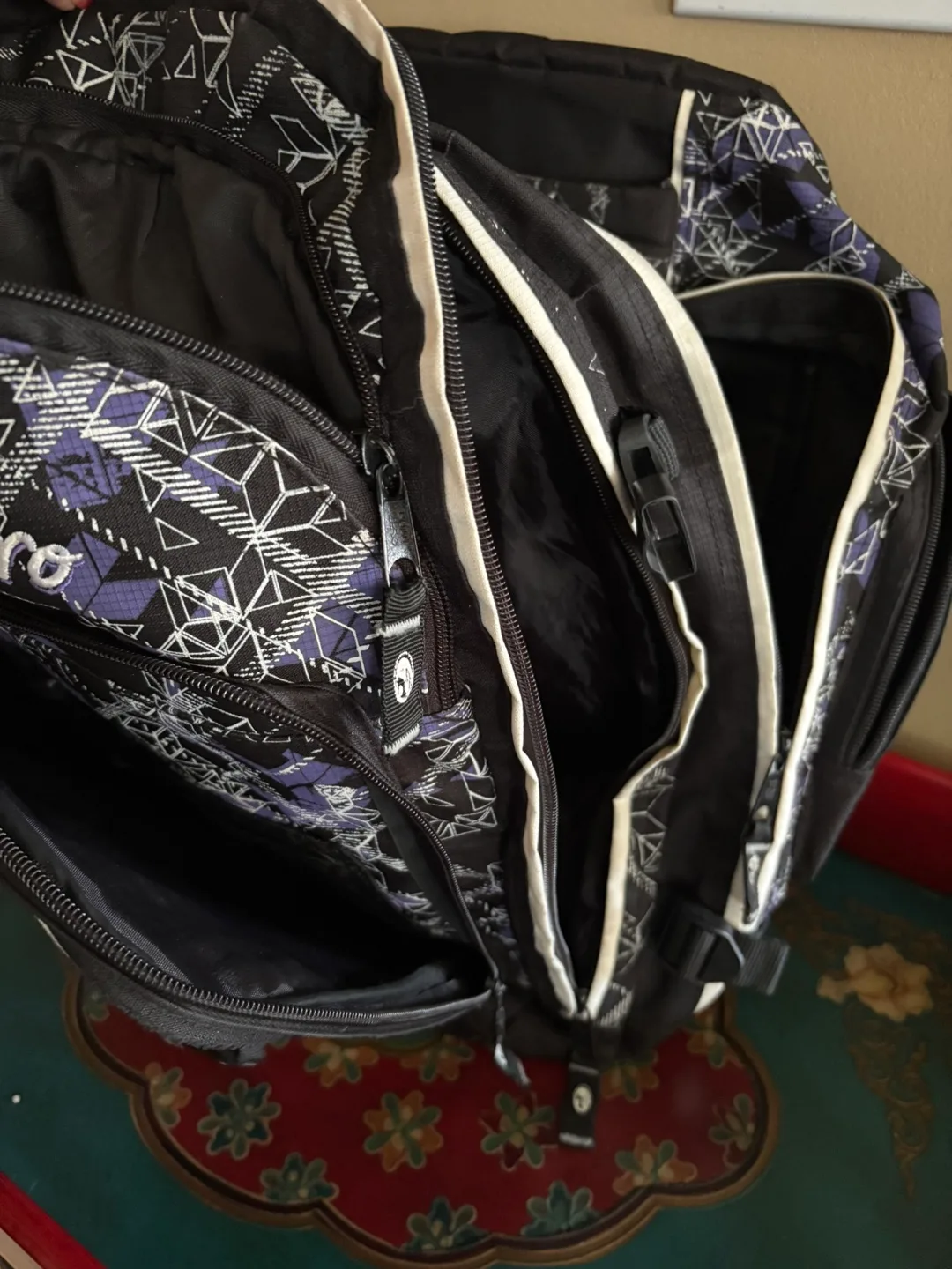 Point Zero Backpack - Black and Purple image indicator(6)