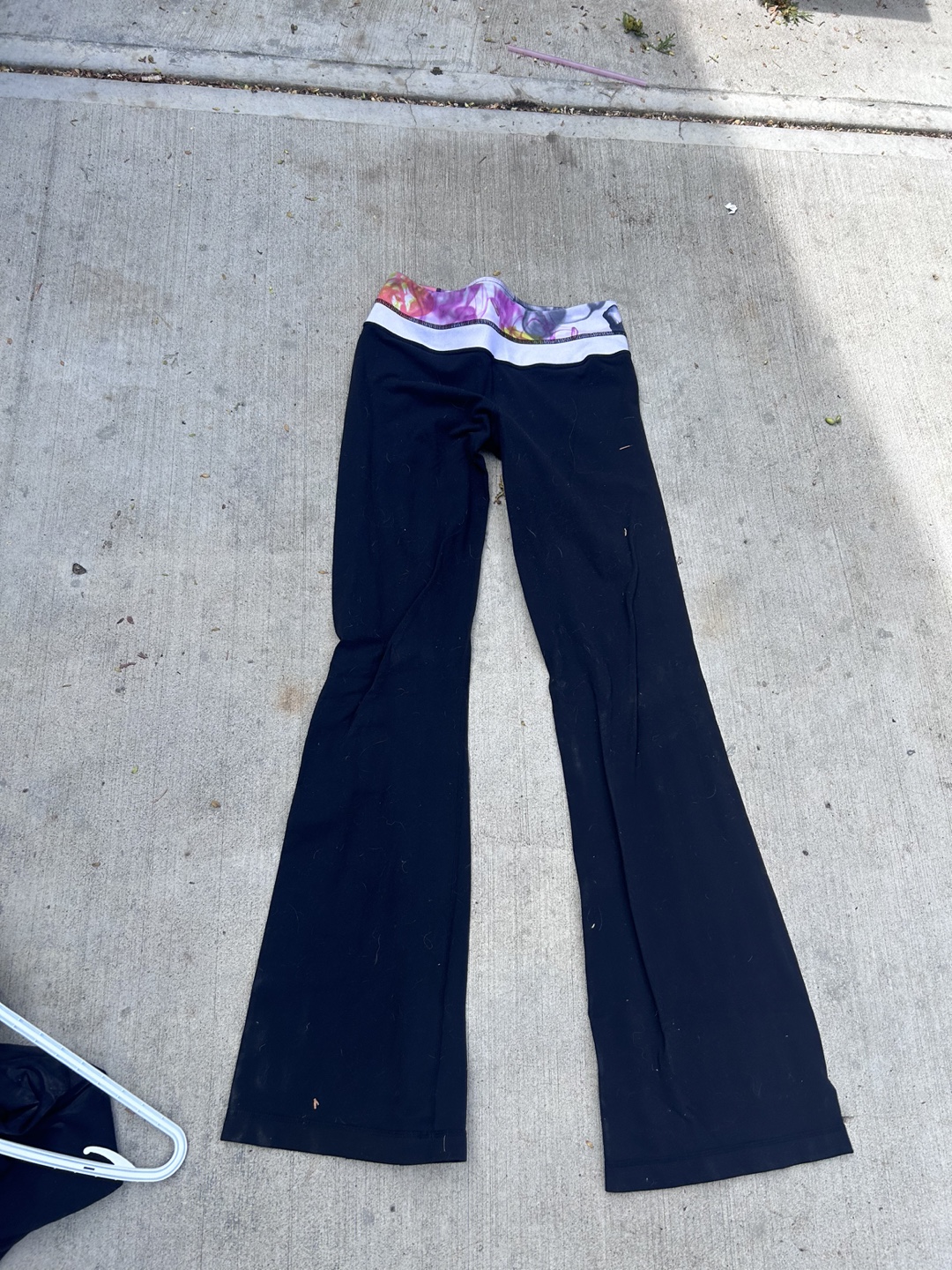 Lululemon Black Yoga Pants - photo 2