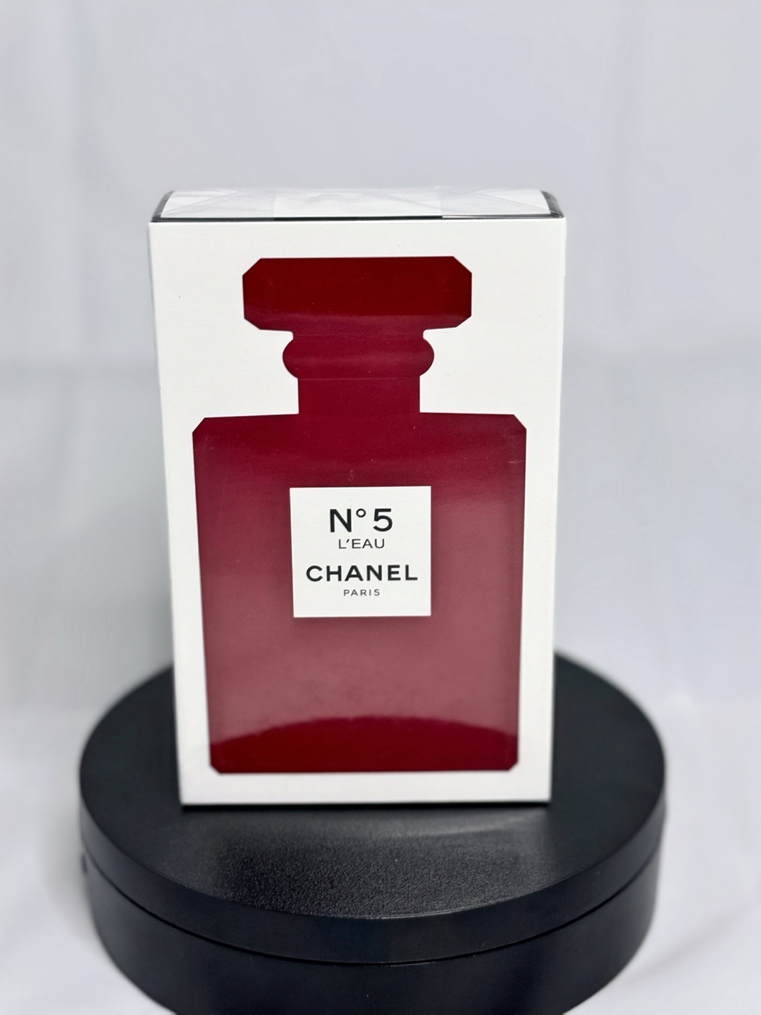 Chanel No 5 L'Eau Red Edition