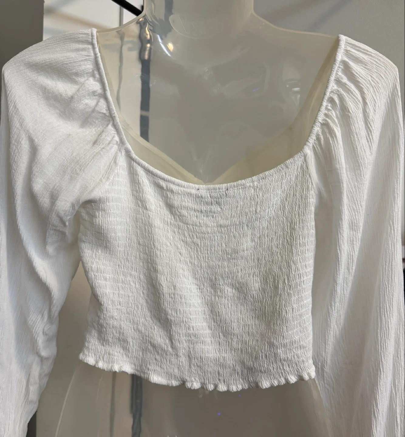 (L) White Crop Long Sleeve Top image indicator(3)