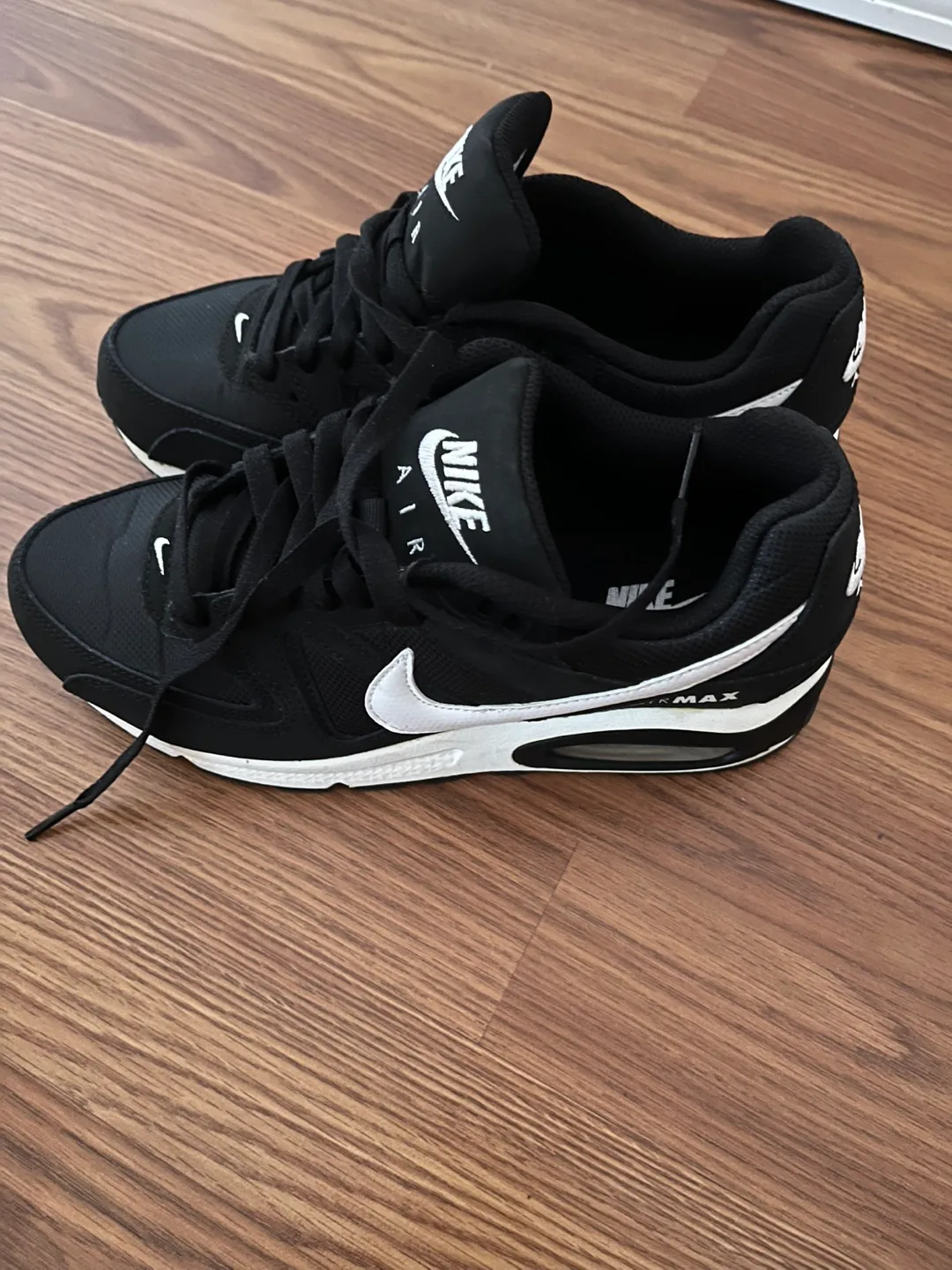 Nike Air Max Command thumbnail