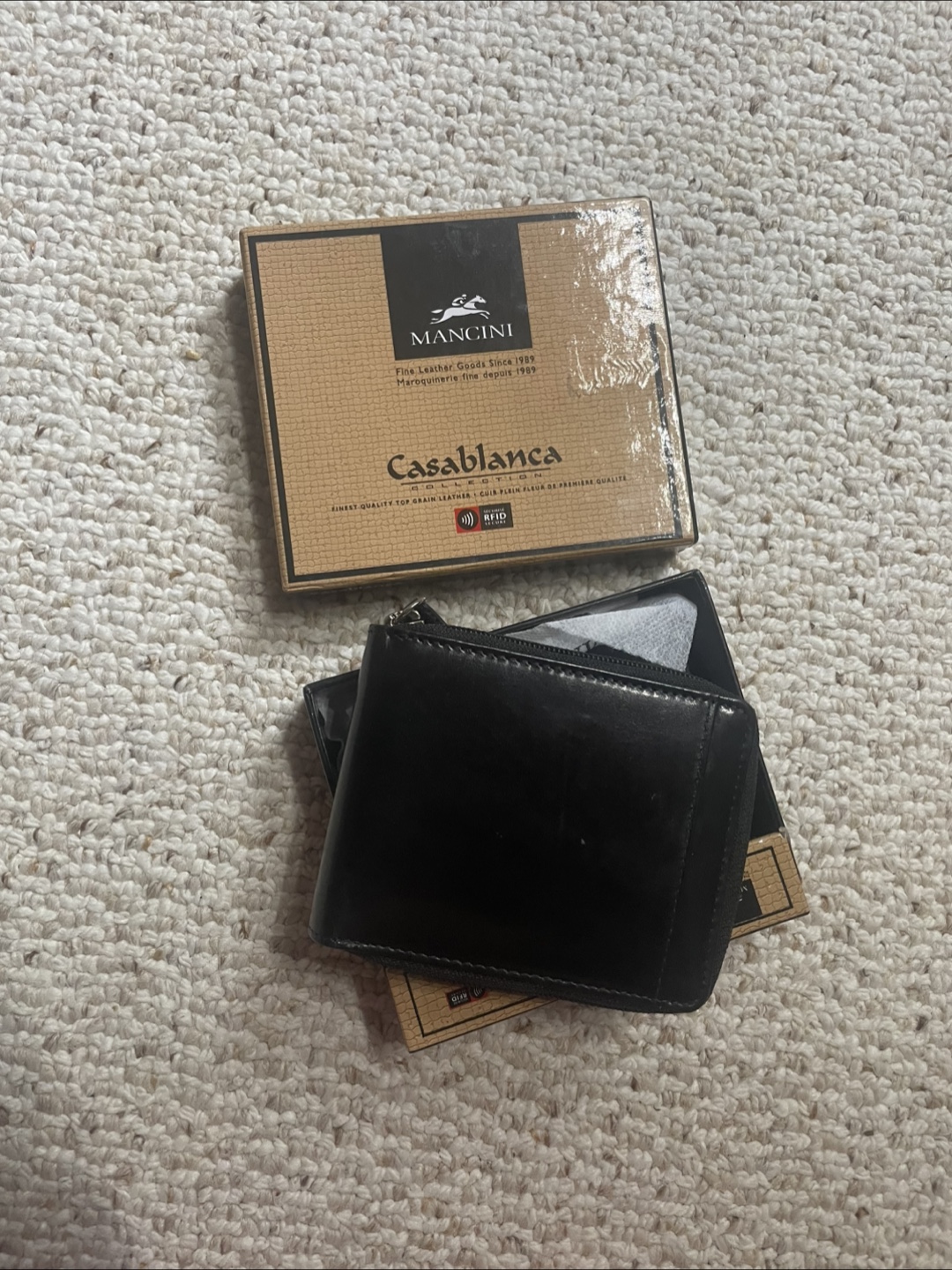 Mancini Casablanca Leather Wallet with RFID - Like New!