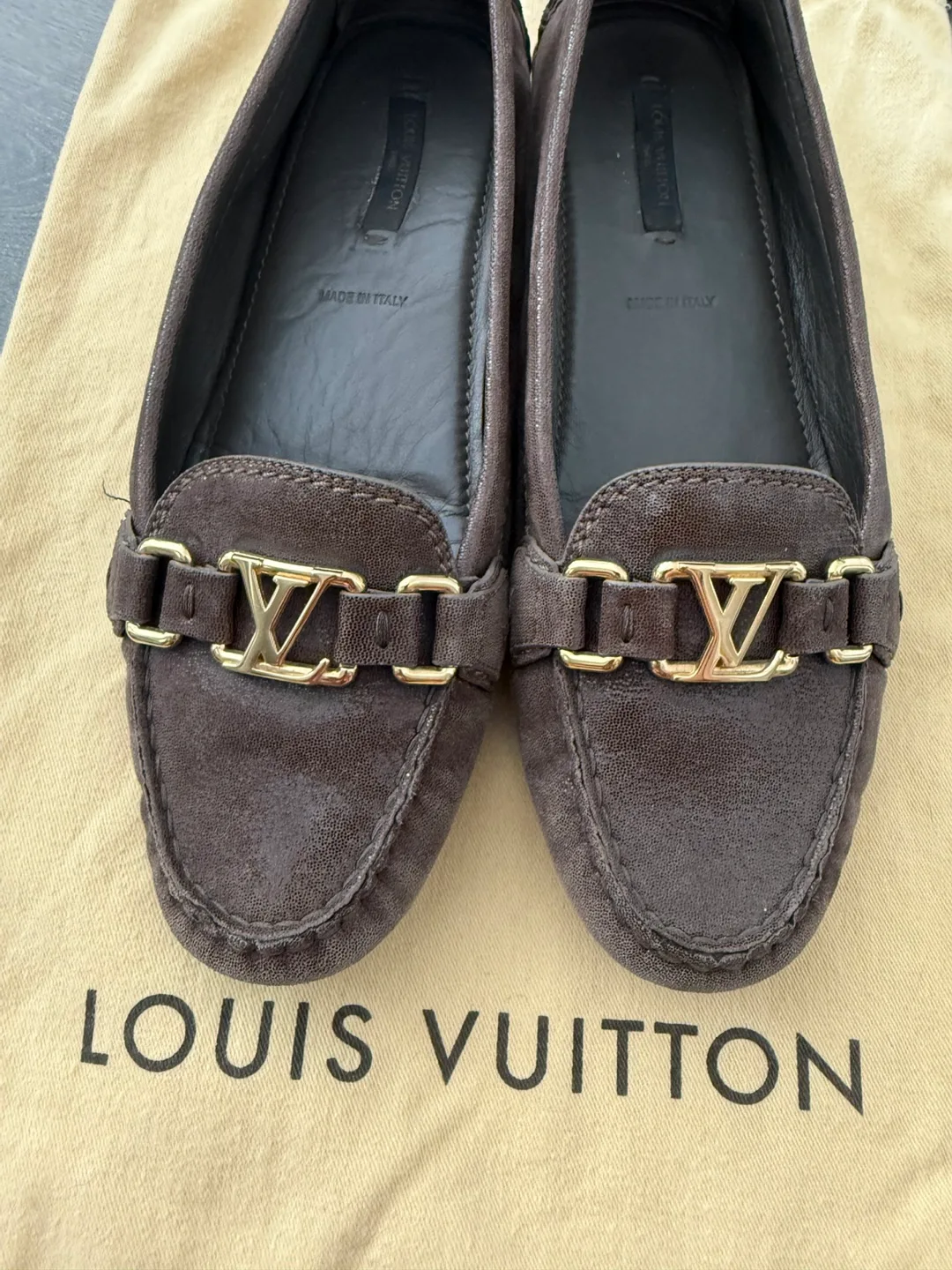 Authentic Louis Vuitton Oxford Loafer suede 39 made in Italy thumbnail