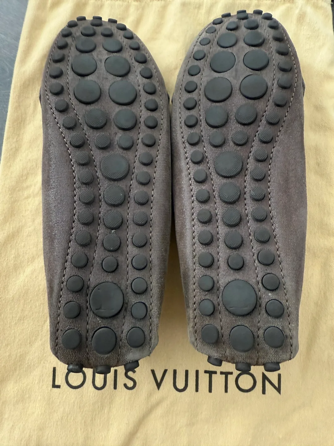 Authentic Louis Vuitton Oxford Loafer suede 39 made in Italy image indicator(8)