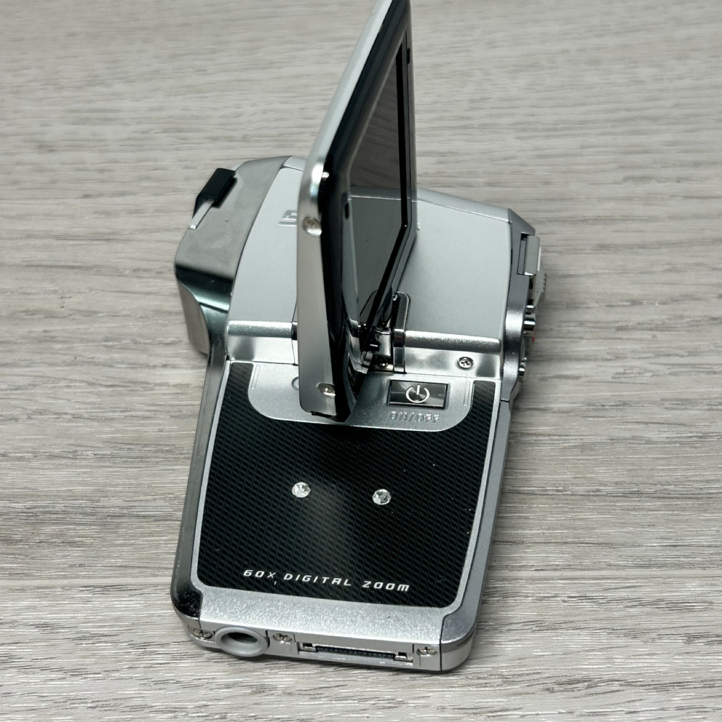 Sanyo Xacti DMX-C5 Digital Camcorder - photo 3