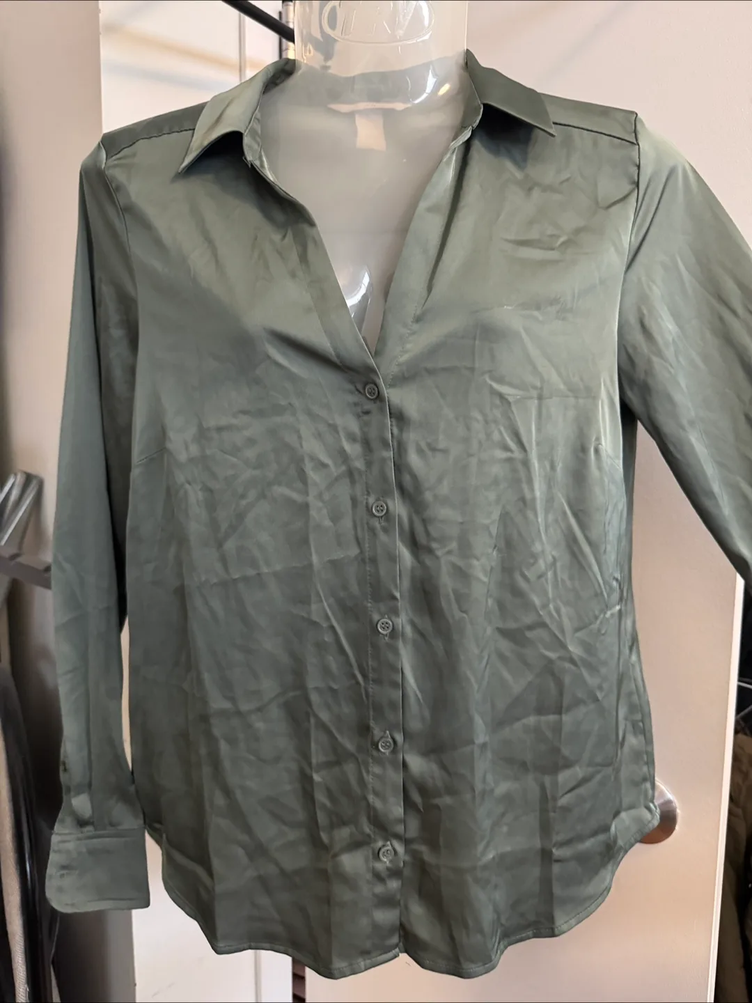 H&M Olive Green Button-Up - Size Small thumbnail