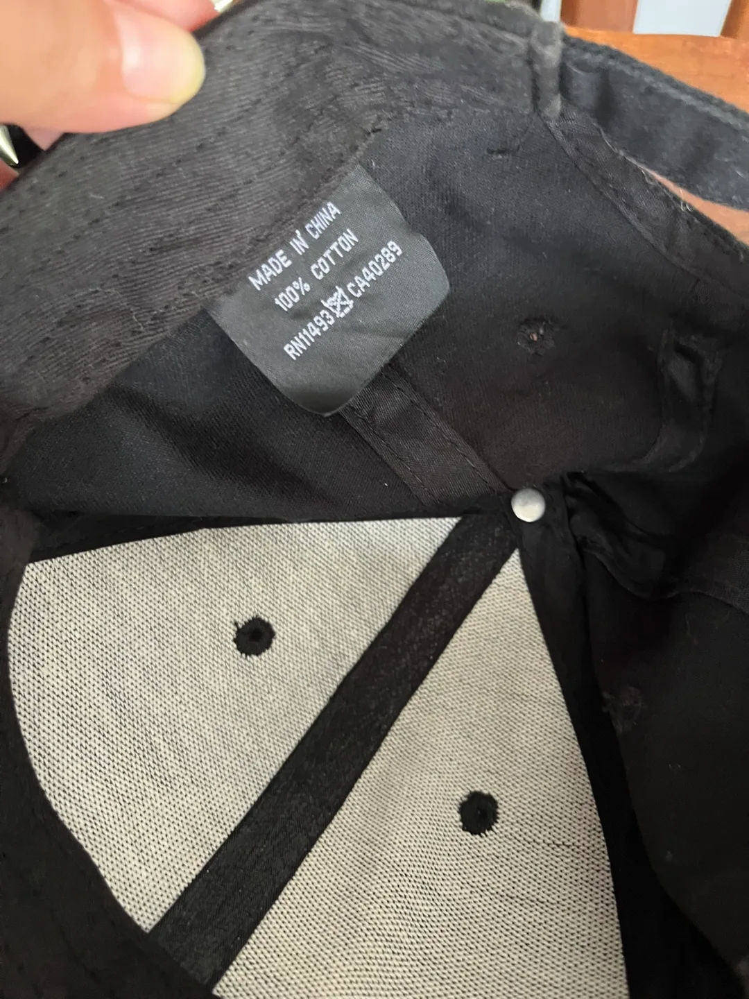 Black Cotton Baseball Cap with Horse Logo image indicator(2)