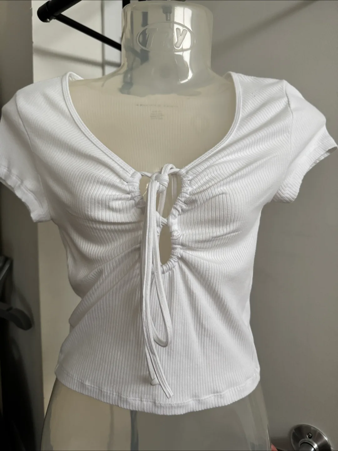 American Eagle Ribbed Tie-Front - Size S image indicator(2)