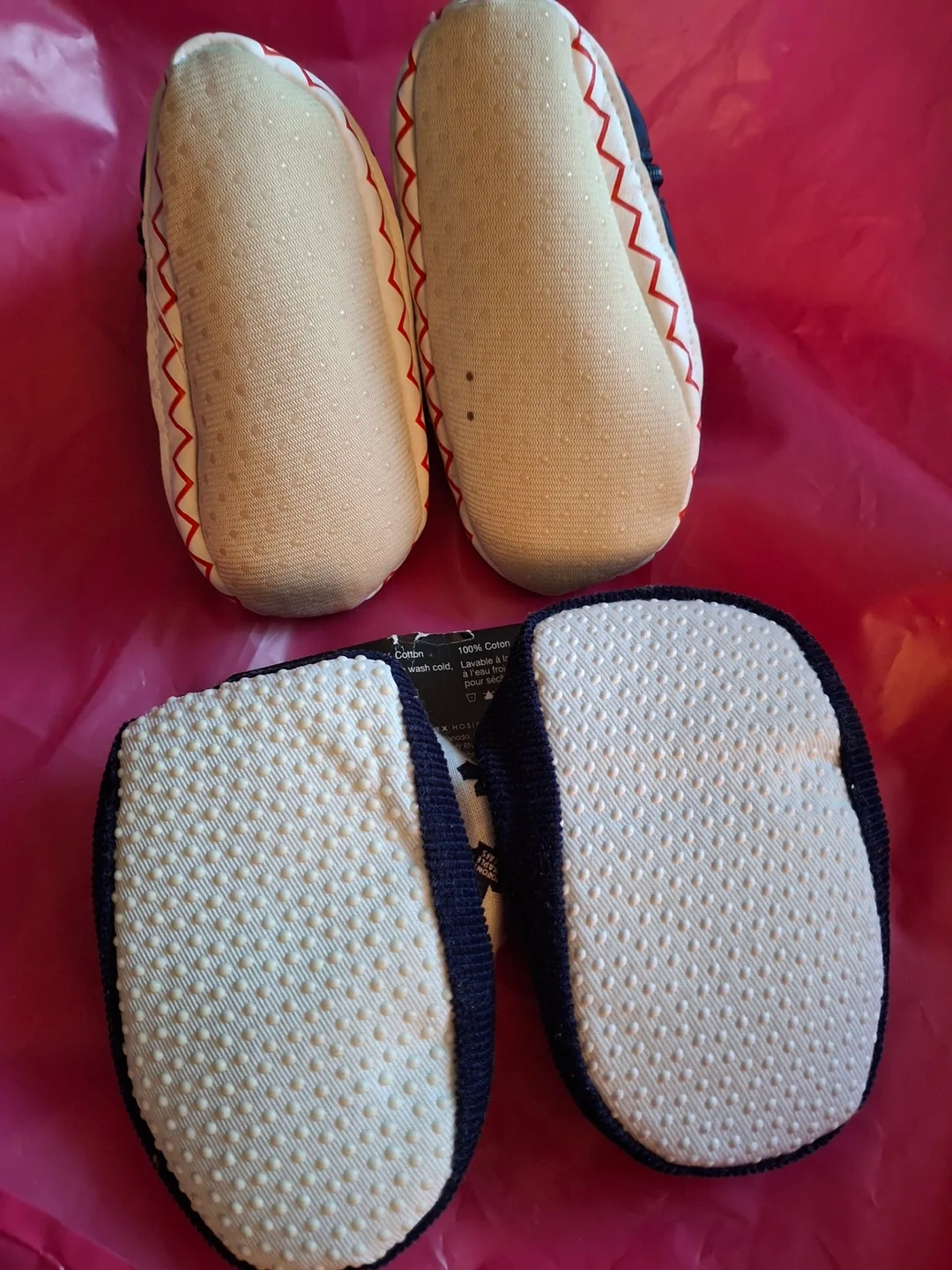 2 pairs of baby slippers (price is for both) image indicator(5)