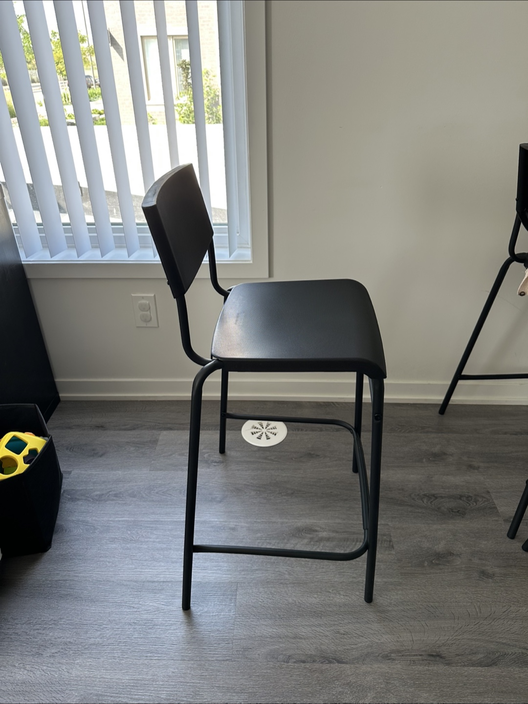 SET4x  Bar stool with backrest, black - photo 3
