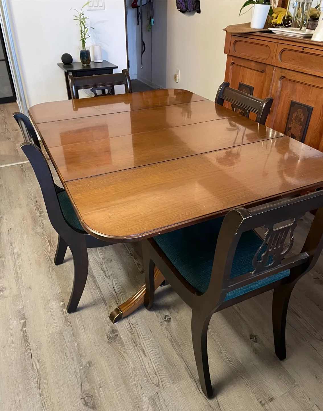 Duncan Fyffe Antique Expandable/Shrinkable Dining Table thumbnail