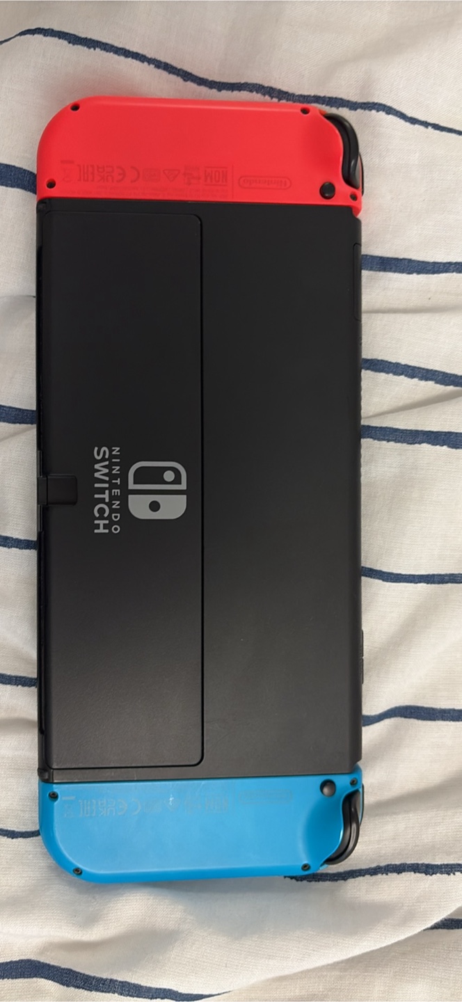 Nintendo Switch OLED Game Bundle (256 GB SD Included) - photo 5