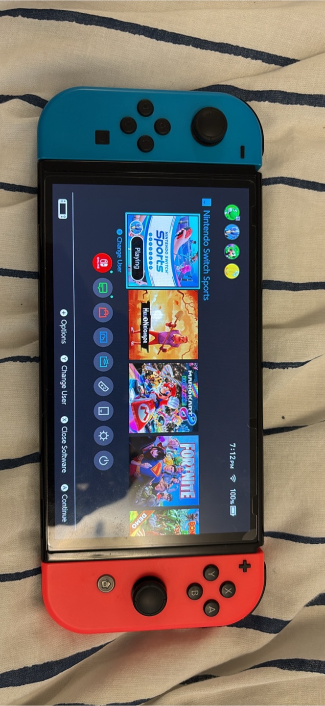Nintendo Switch OLED Game Bundle (256 GB SD Included) - photo 3