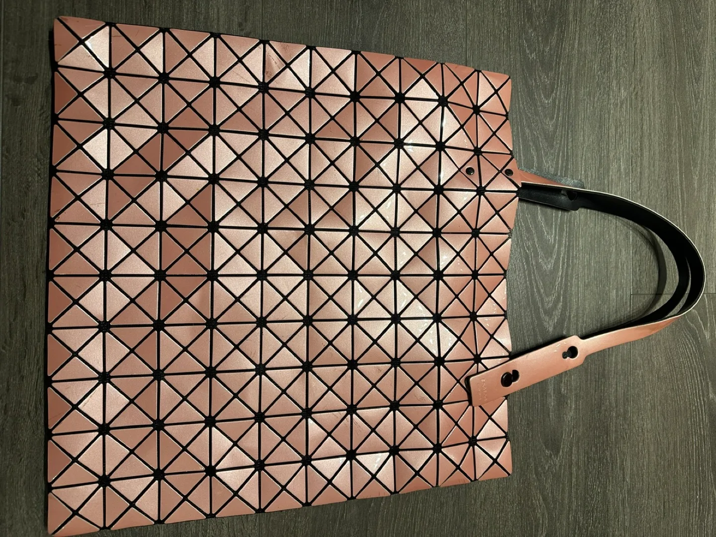 BAO BAO Issey Miyake geometric tote bag tea rose colour thumbnail