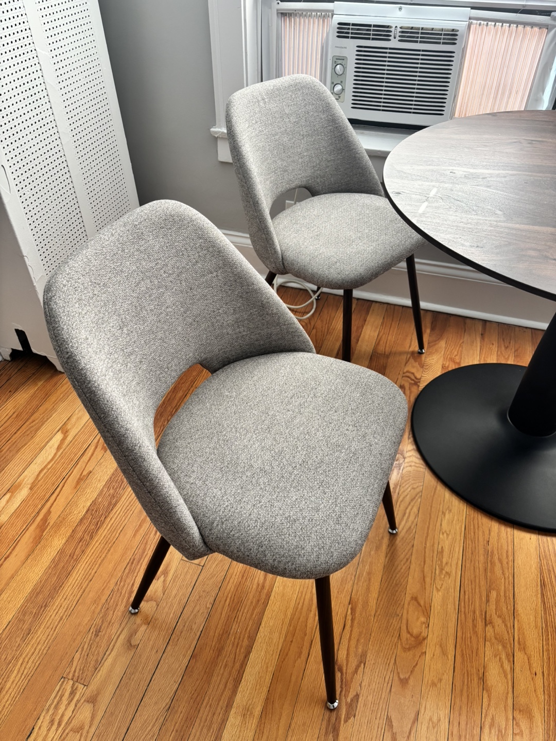 Dining Table and Chairs Set - photo 3