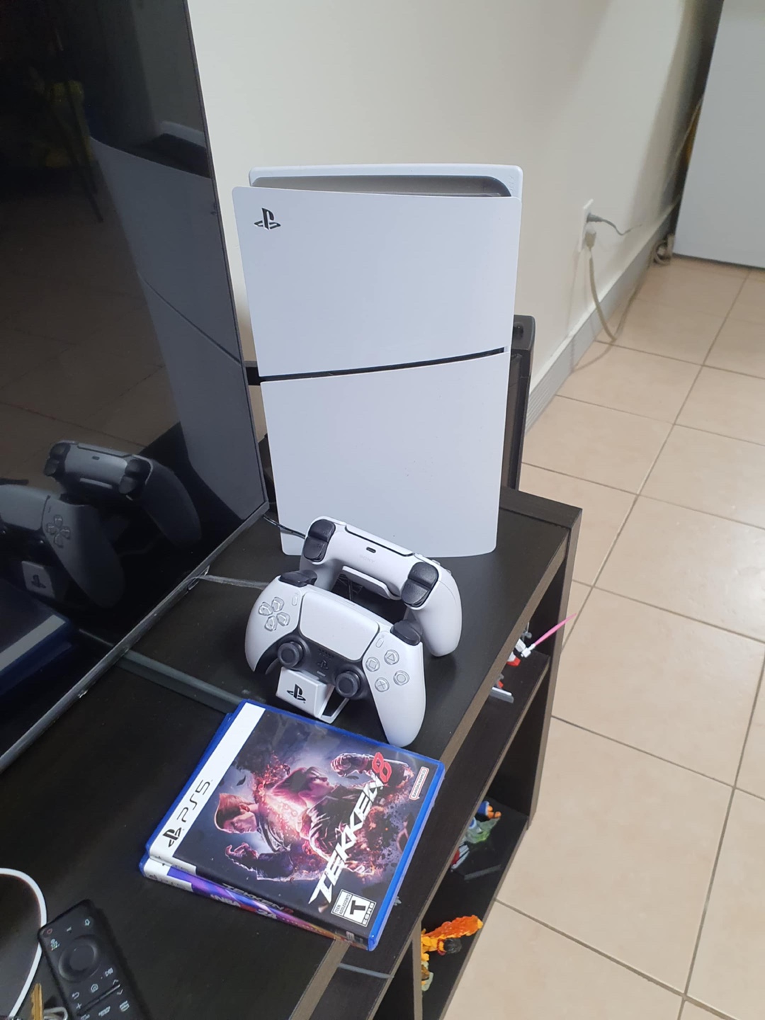 New PS5 Console Spider-Man 2 Bundle + Extras - photo 2