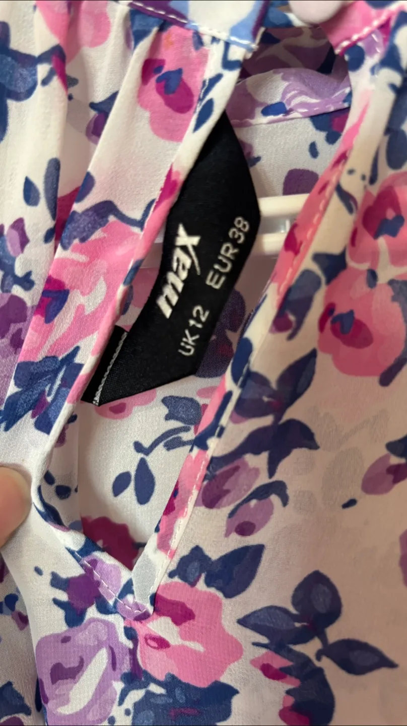 Max Floral Top - UK12 / EUR 38 thumbnail