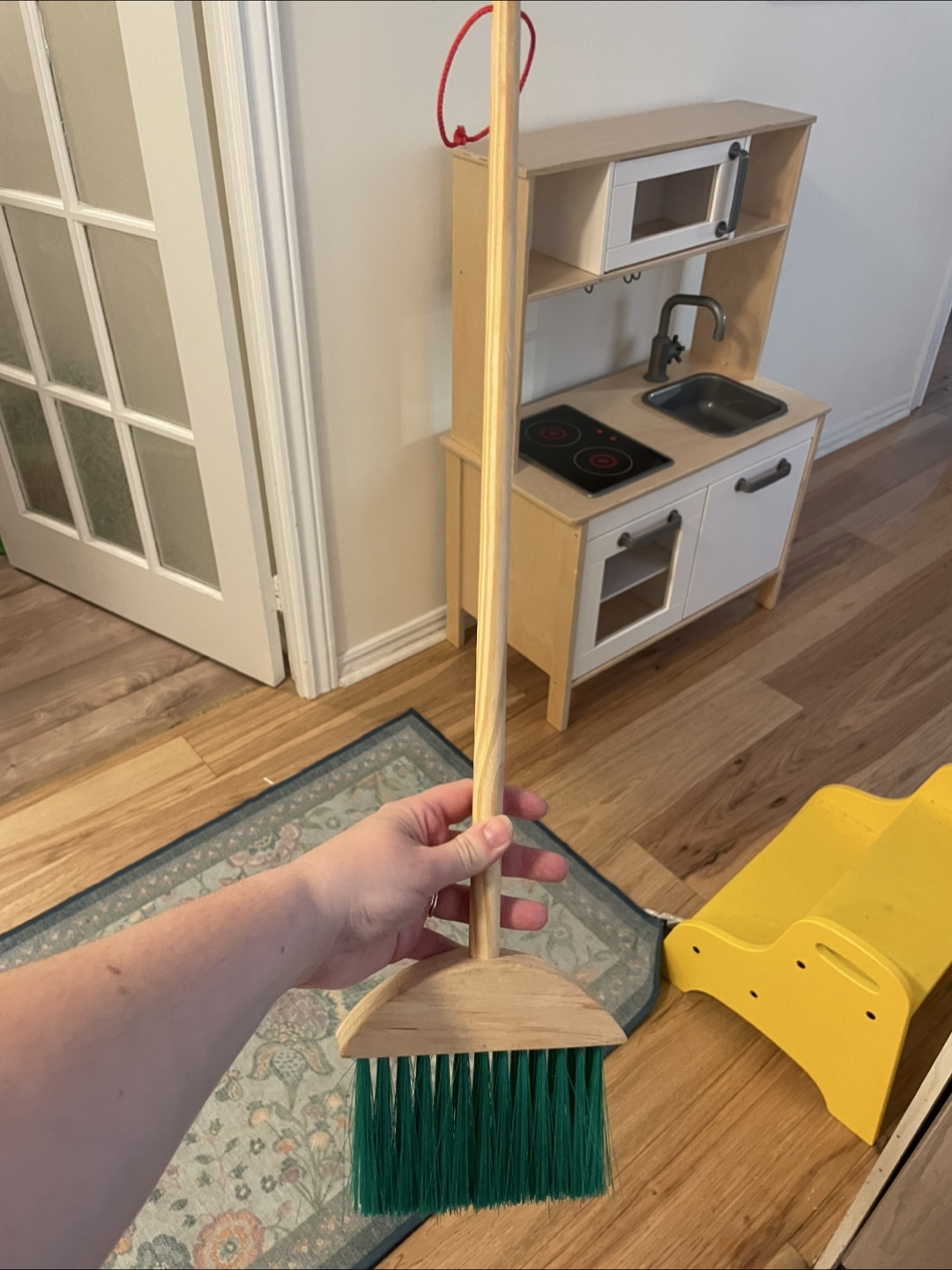 Early Learning Centre- Toys R Us Wooden Cleaning Set - photo 5