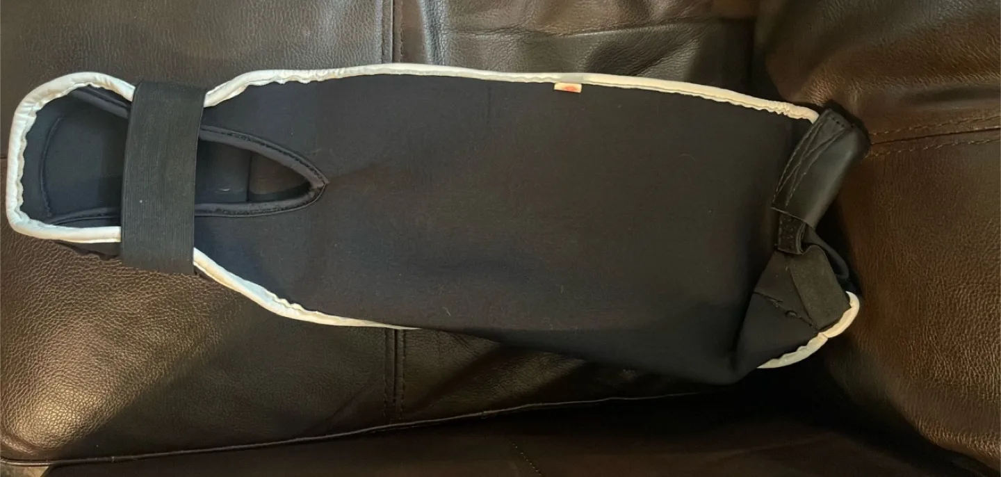 Hayabusa Ikusa Shinguards slip on XL never used image indicator(2)