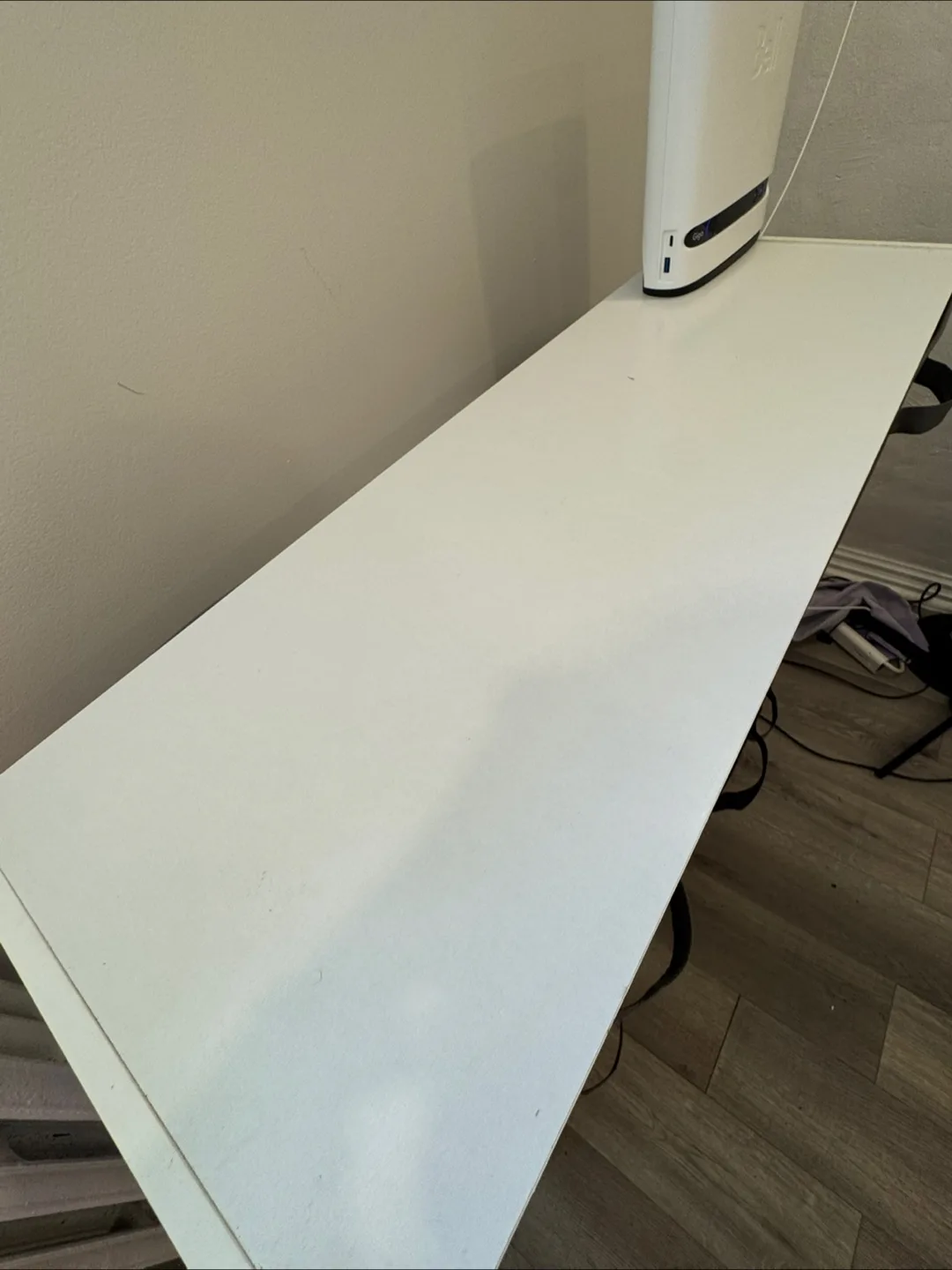 White 9-Cube Storage Shelf image indicator(3)