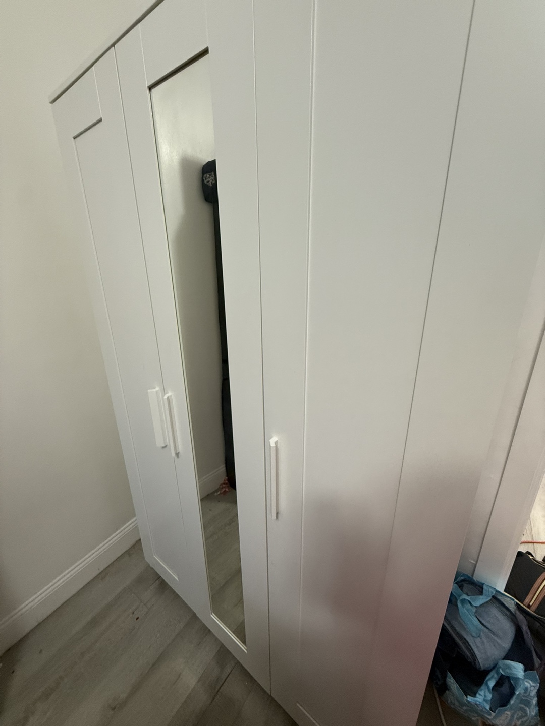 White Wardrobe/closet with mirror - photo 2