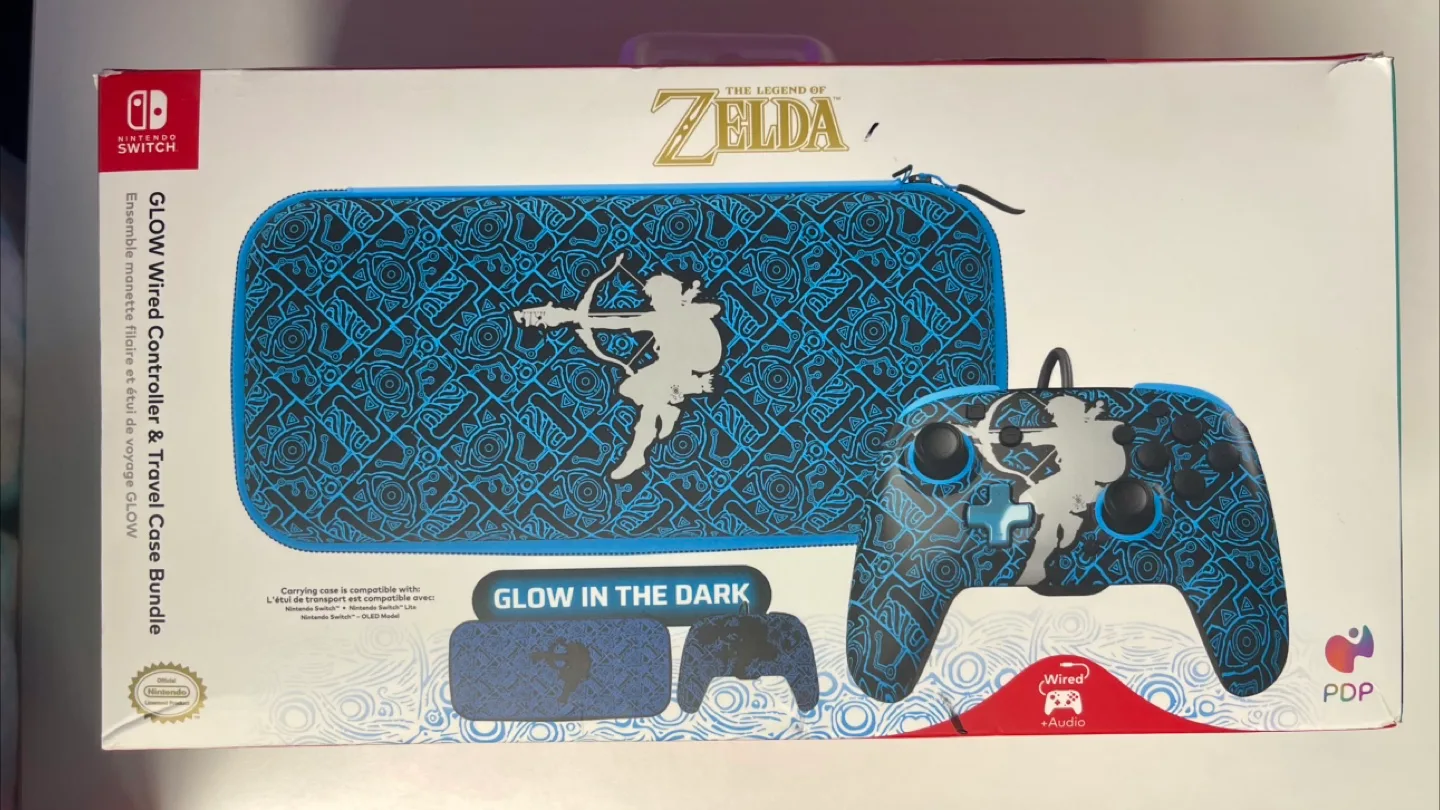 New Zelda Sheikah Glow Wired Controller + Travel Case 🧡 thumbnail