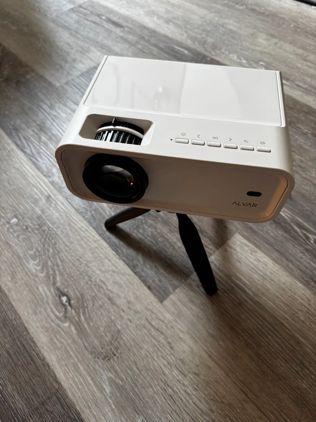 ALVAR Projector with Tripod