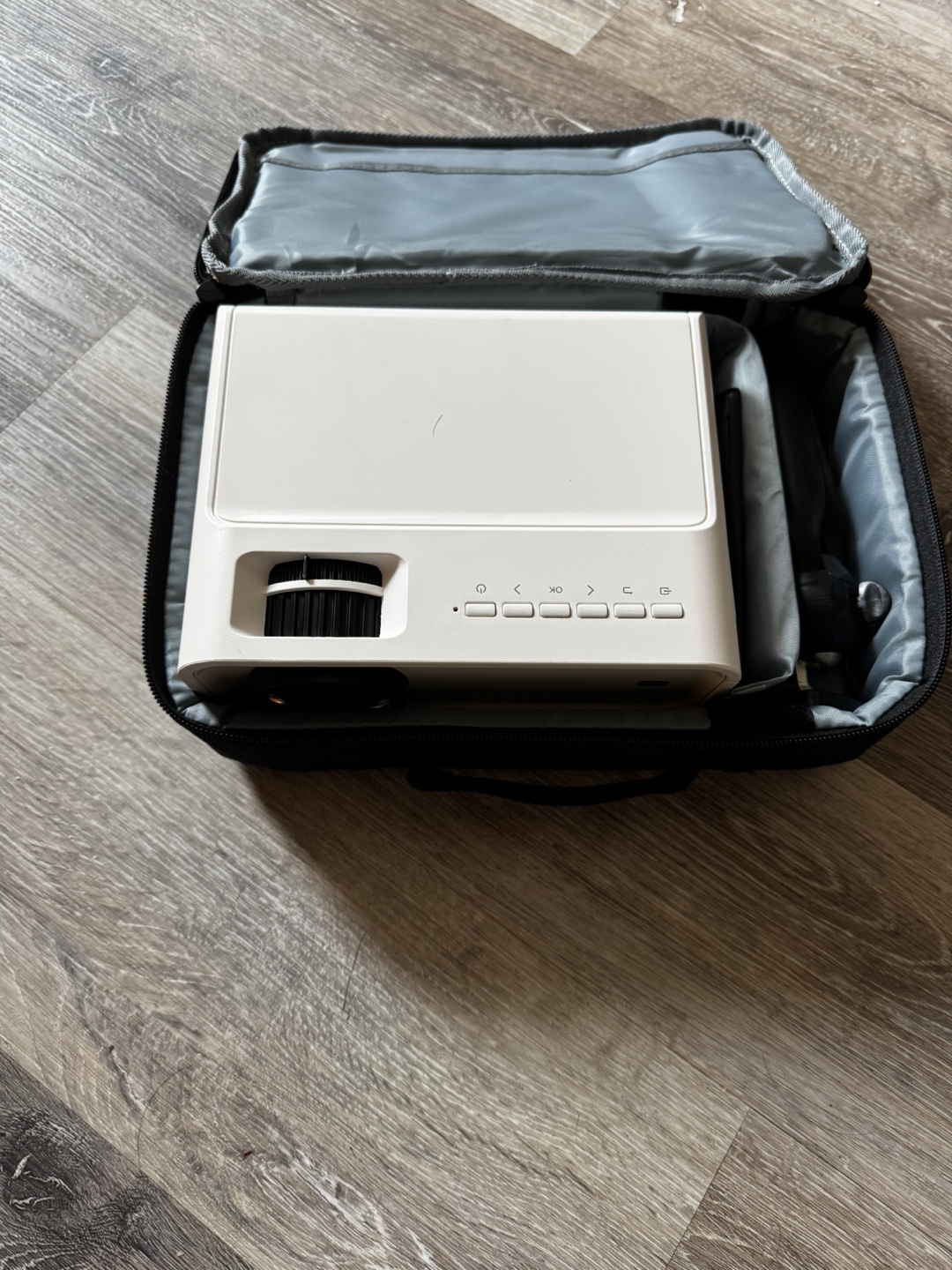 ALVAR Projector with Tripod - photo 5