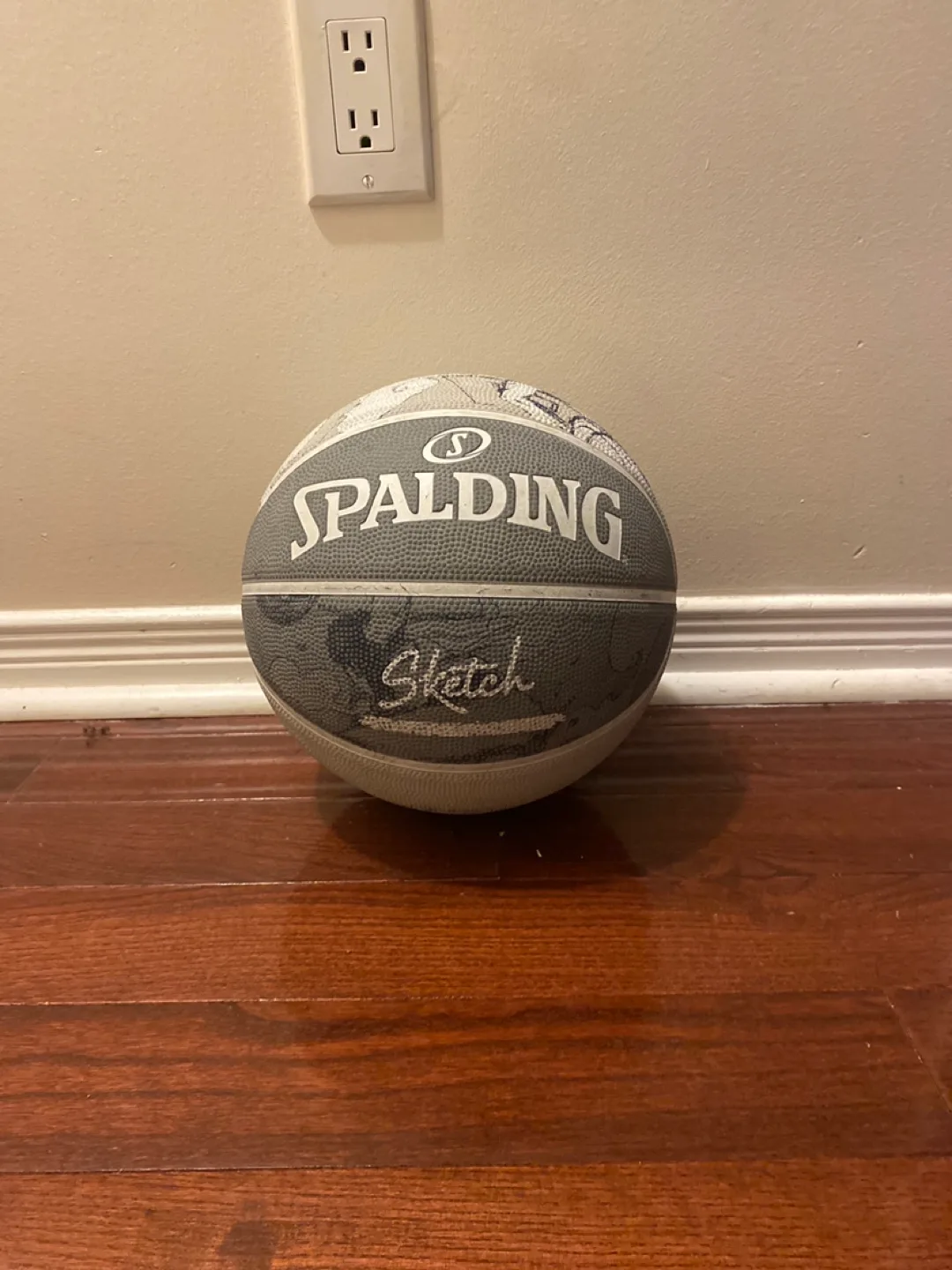 Spalding Sketch Basketball image indicator(2)