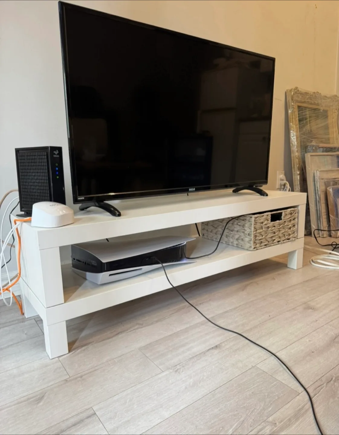 WHITE TV BENCH FROM IKEA