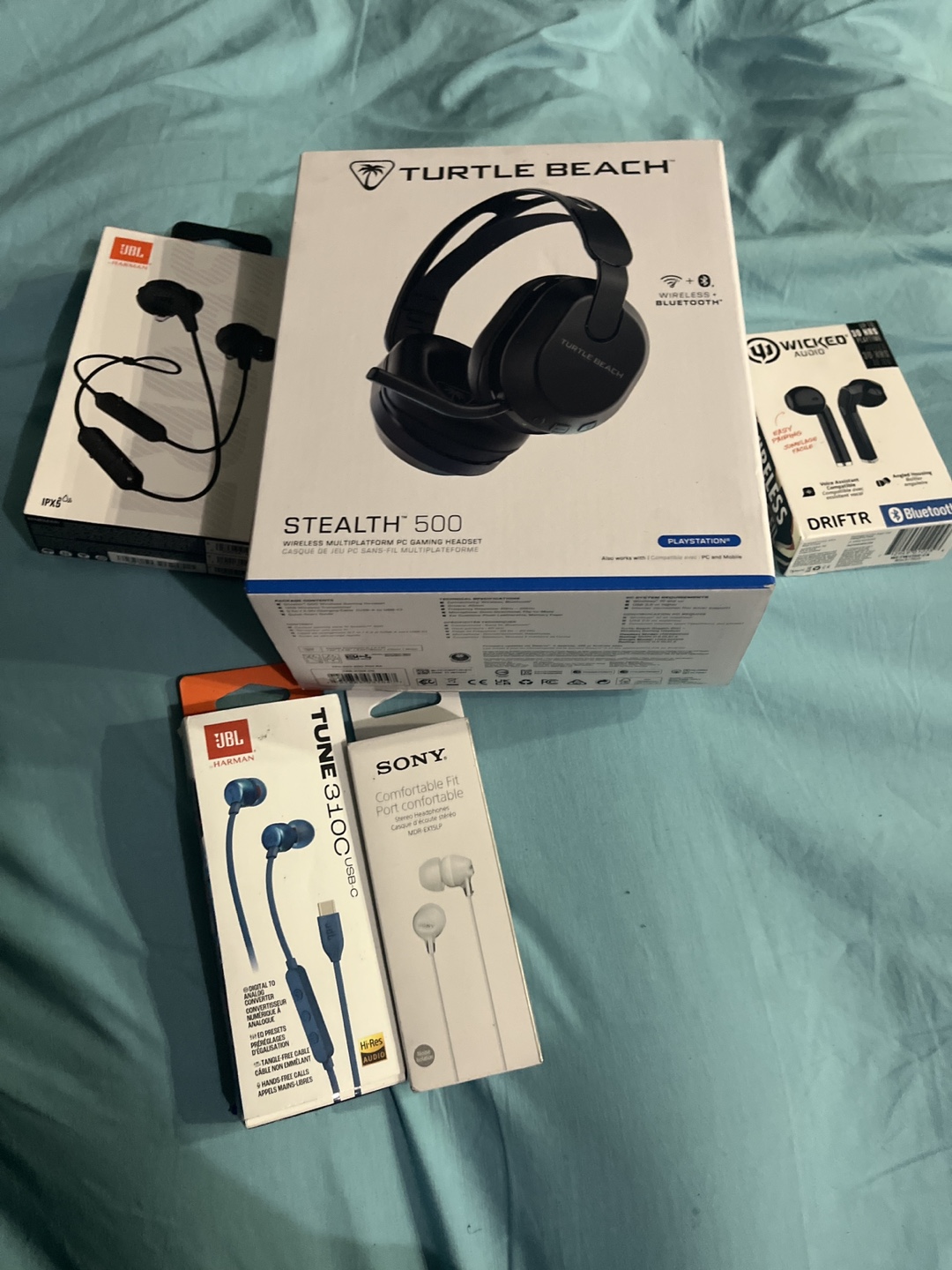 Headphones/Earphones NEW