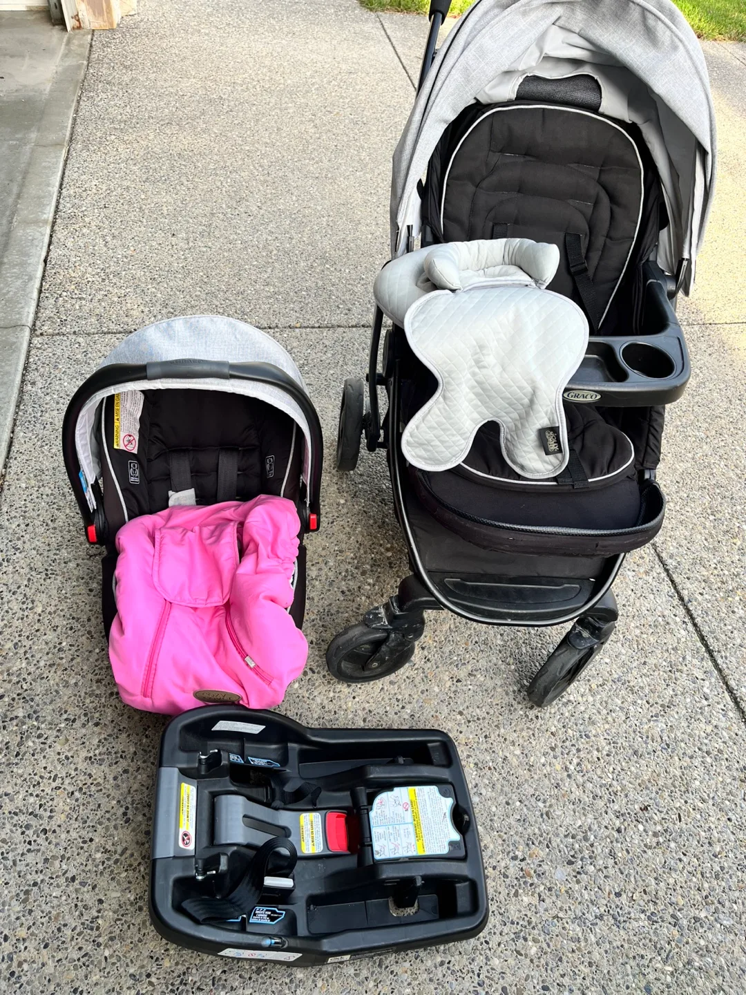 Graco Travel System Stroller & Car Seat thumbnail