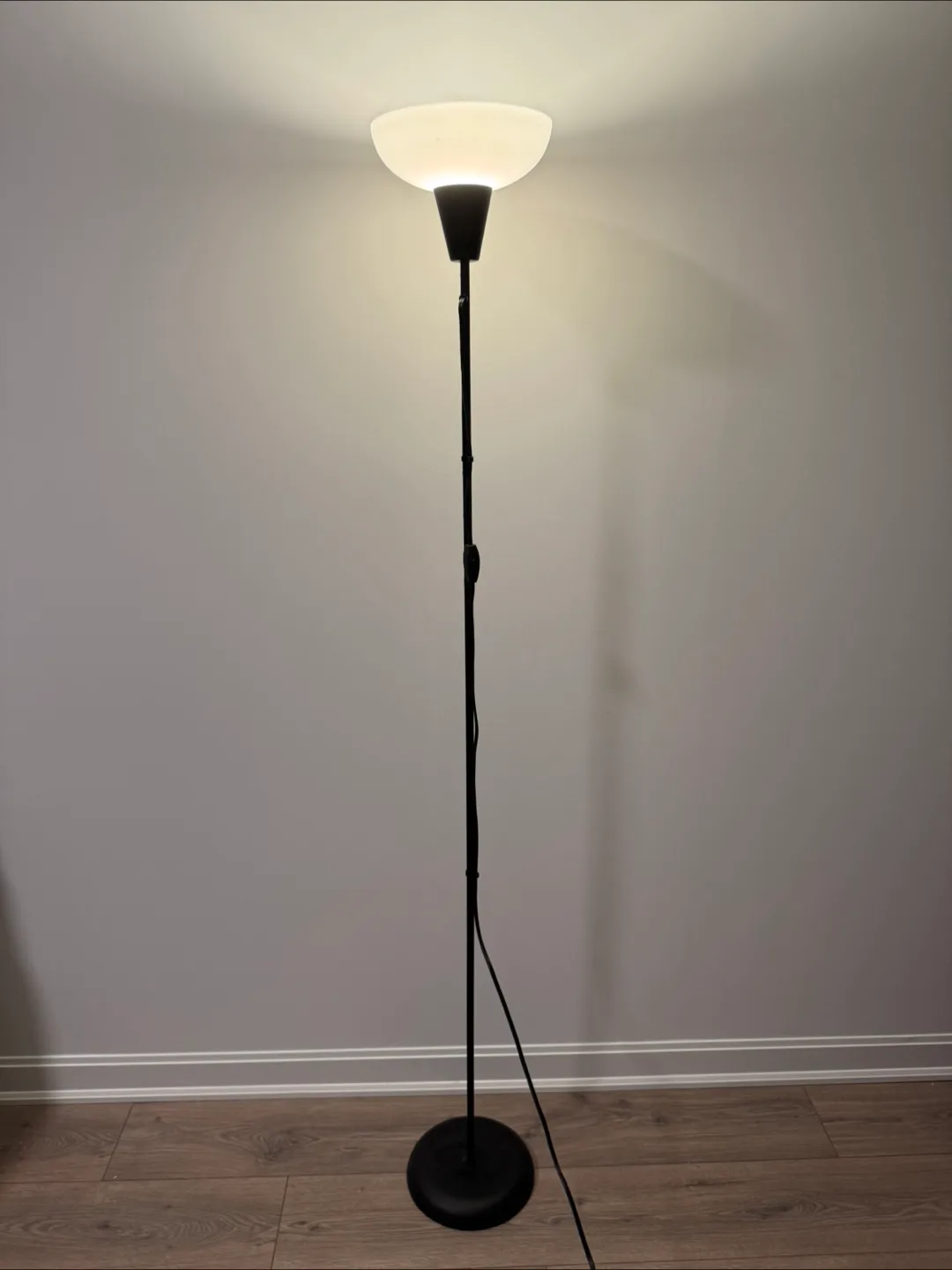 IKEA TÅGARP Floor uplighter, black/white thumbnail