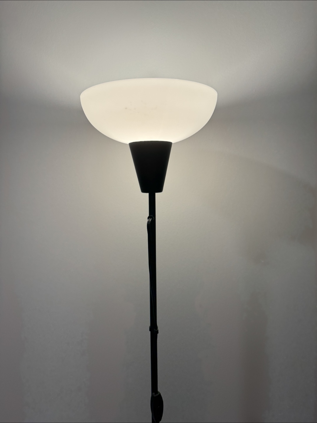IKEA TÅGARP Floor uplighter, black/white - photo 2