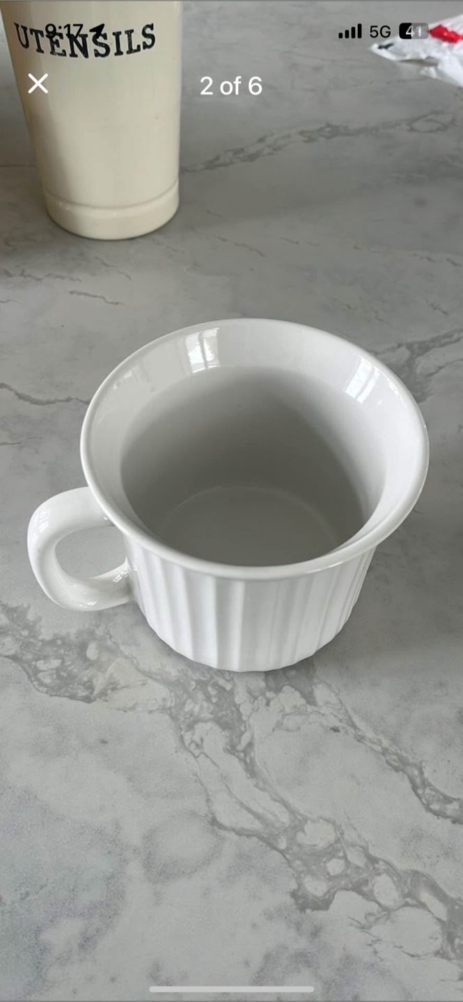 White Ceramic mug - photo 2