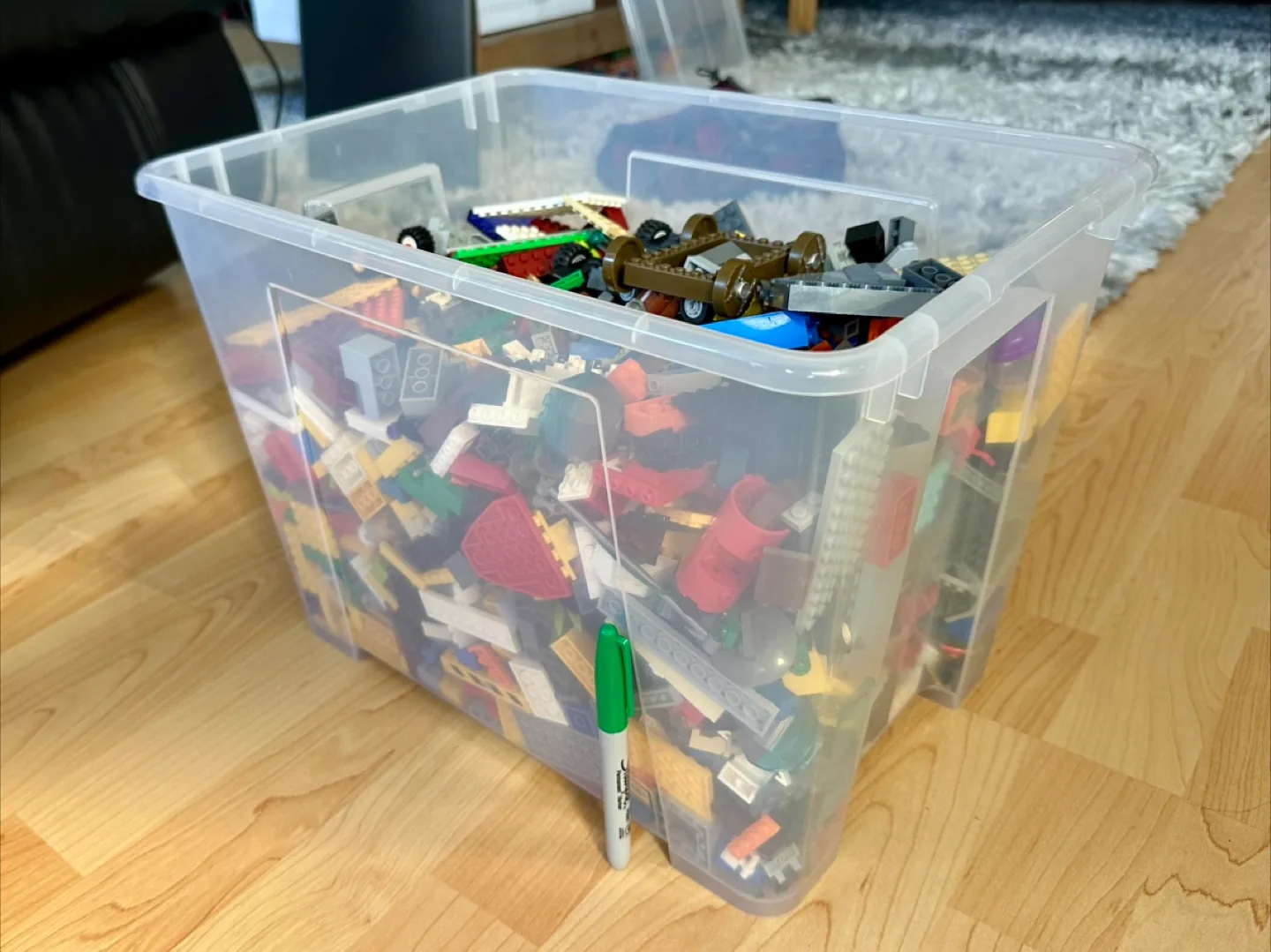 LEGO -> Bricks + Figures + Baseplates image indicator(6)